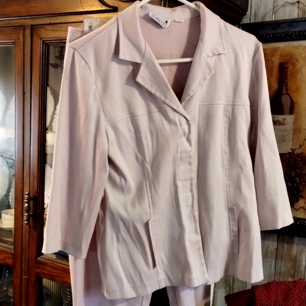 Scarlet Suit (10)